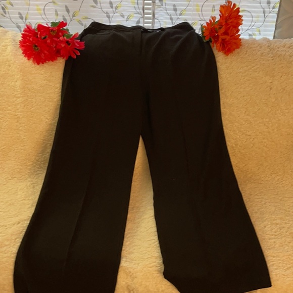 Selling size 15 Reitmans brand dress pants black - Picture 1 of 3
